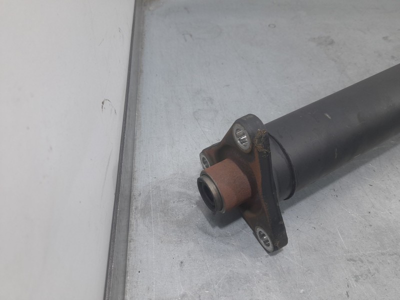 Recambio de transmision central para bmw serie 1 lim. (f20) 114 d referencia OEM IAM 762418204  TRASERA