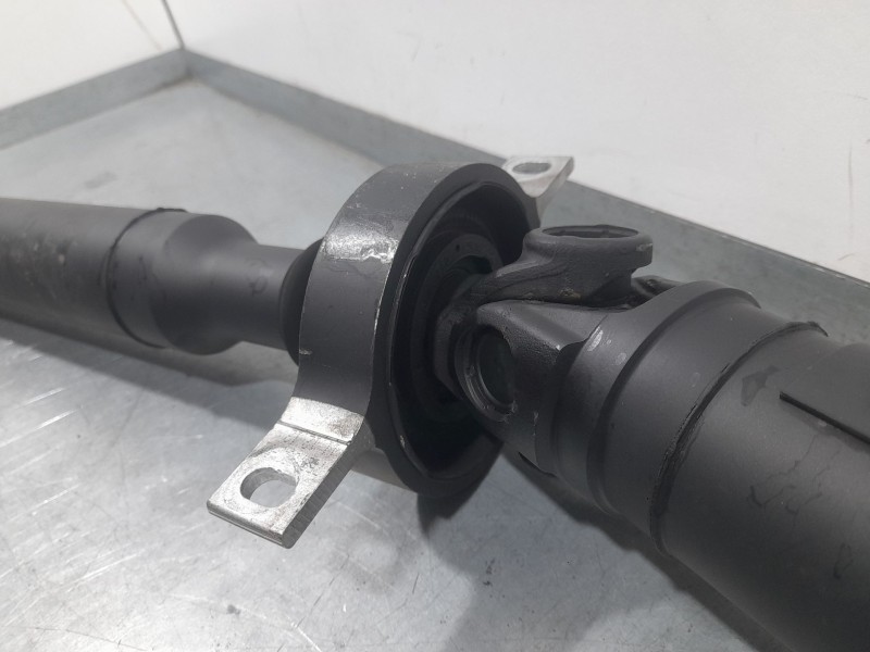 Recambio de transmision central para bmw serie 1 lim. (f20) 114 d referencia OEM IAM 762418204  TRASERA