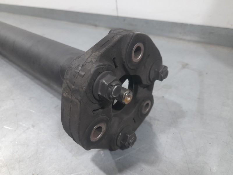 Recambio de transmision central para bmw serie 1 lim. (f20) 114 d referencia OEM IAM 762418204  TRASERA