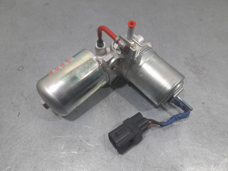 Recambio de bomba freno para lexus es 300h referencia OEM IAM 4707033050  