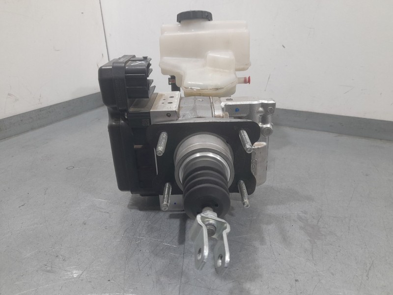 Recambio de servofreno para lexus es 300h referencia OEM IAM 4727047040  