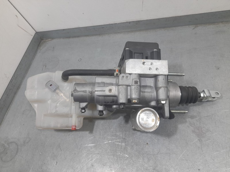 Recambio de servofreno para lexus es 300h referencia OEM IAM 4727047040  