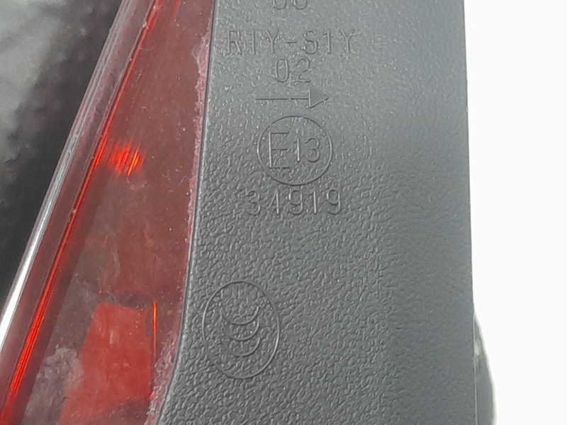 Recambio de piloto trasero derecho para lexus es 300h referencia OEM IAM 8158033472  