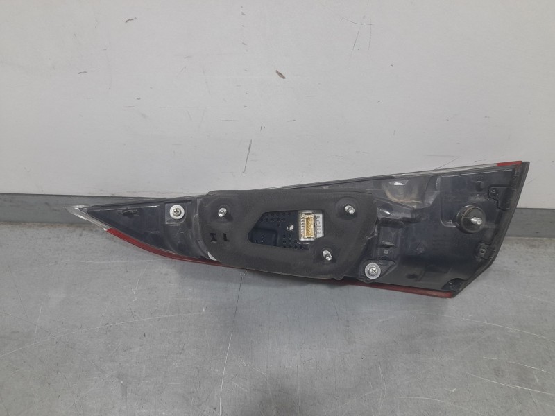 Recambio de piloto trasero izquierdo para lexus es 300h referencia OEM IAM 8159033472  