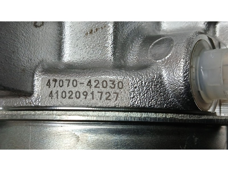 Recambio de bomba abs para toyota rav4 hybrid 4x2 advance referencia OEM IAM   