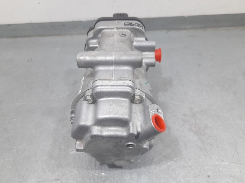 Recambio de compresor aire acondicionado para lexus es 300h referencia OEM IAM 0424001990 33050 DENSO