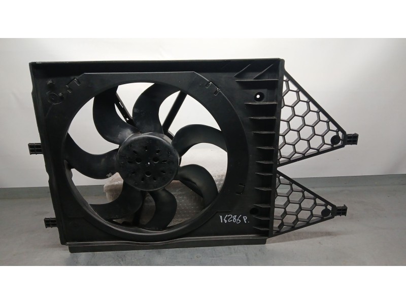 Recambio de electroventilador para skoda fabia ambition referencia OEM IAM 6R0121207Q  