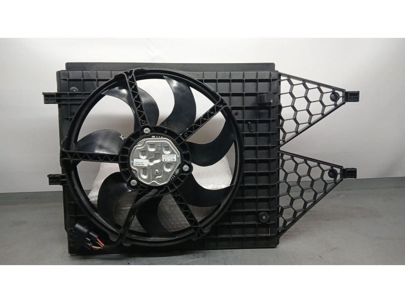 Recambio de electroventilador para skoda fabia ambition referencia OEM IAM 6R0121207Q  