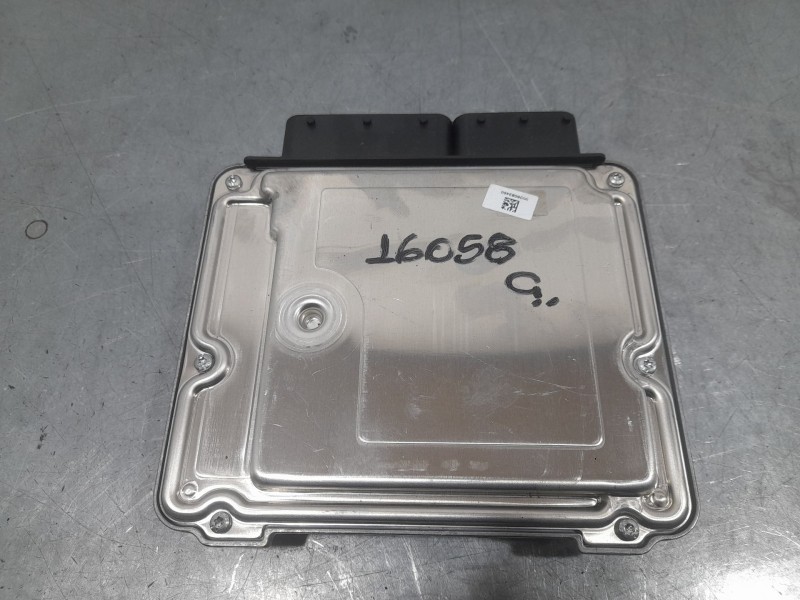 Recambio de centralita motor uce para bmw serie 1 lim. (f20) 114 d referencia OEM IAM 8573260 0281019683 BOSCH