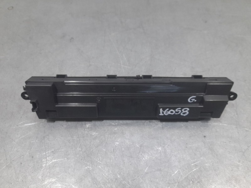 Recambio de mando climatizador para bmw serie 1 lim. (f20) 114 d referencia OEM IAM E1077578  