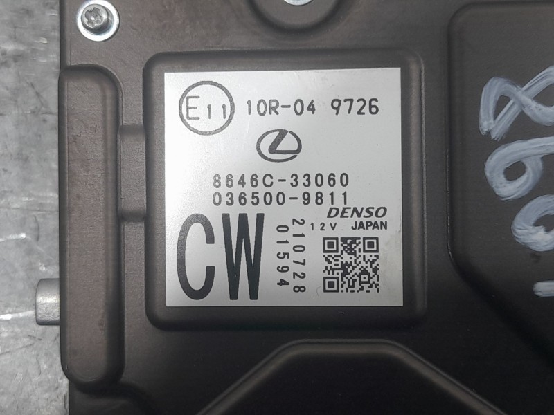 Recambio de camara para lexus es 300h referencia OEM IAM 8646C33060 0365009811 DENSO