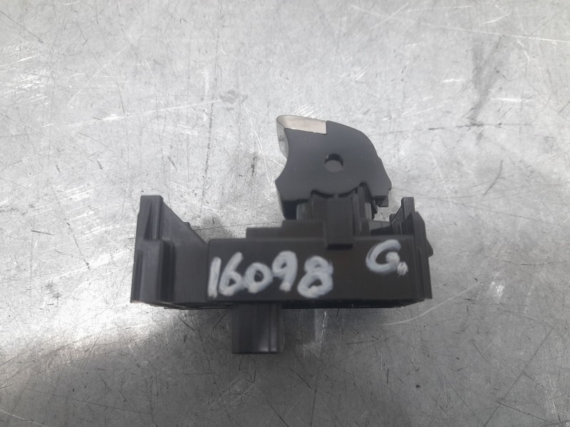 Recambio de mando elevalunas trasero derecho para lexus es 300h referencia OEM IAM 8481033140 193299 