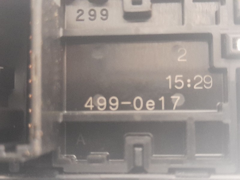 Recambio de mando elevalunas trasero izquierdo para lexus es 300h referencia OEM IAM 8481033140 4990E17 