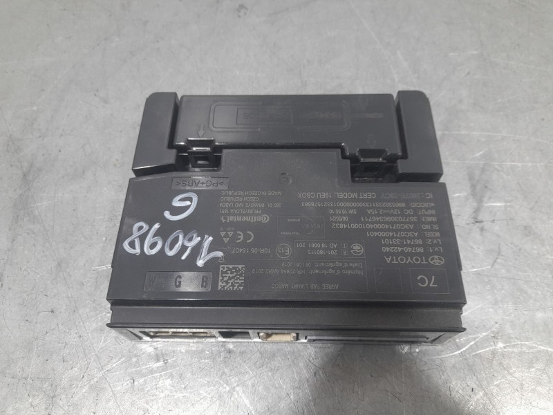 Recambio de modulo electronico para lexus es 300h referencia OEM IAM 8674042240  