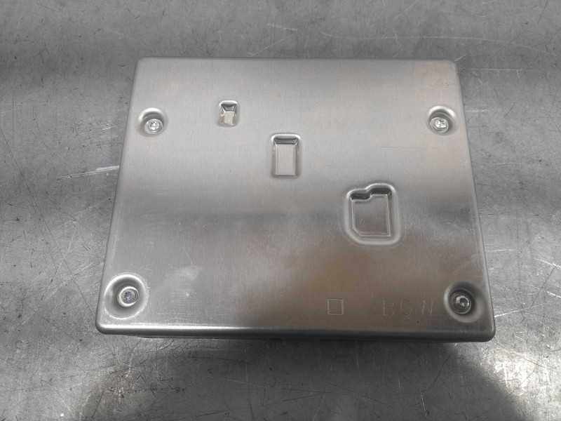 Recambio de modulo electronico para lexus es 300h referencia OEM IAM 8674042240  