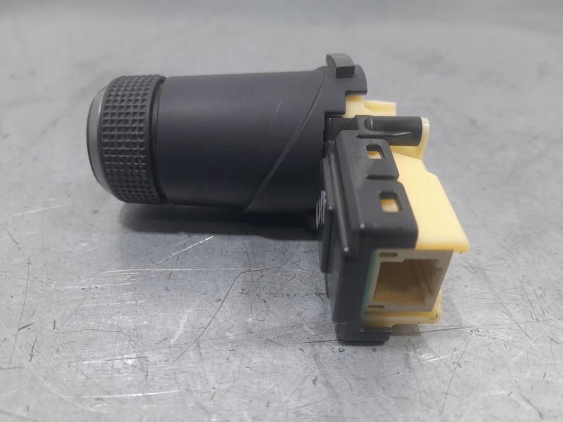Recambio de mando multifuncion para lexus es 300h referencia OEM IAM 5046A17 CONTROL MODO CONDUCCIÓN 