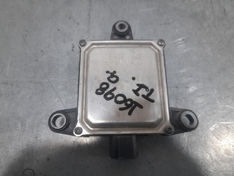 Recambio de modulo electronico para lexus es 300h referencia OEM IAM 8816233040 TRASERO IZQUIERDO CONTINENTAL