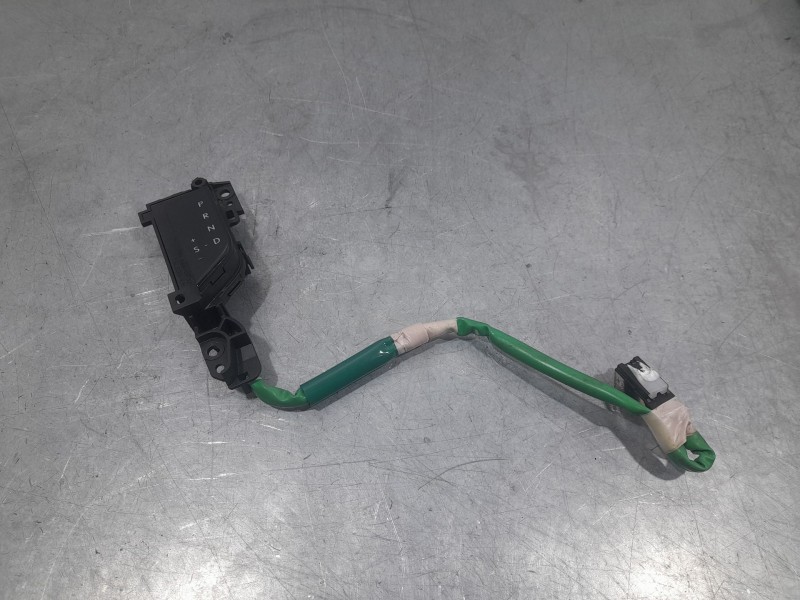 Recambio de modulo electronico para lexus es 300h referencia OEM IAM 76L533 PANTALLA SELECCION CAMBIO 