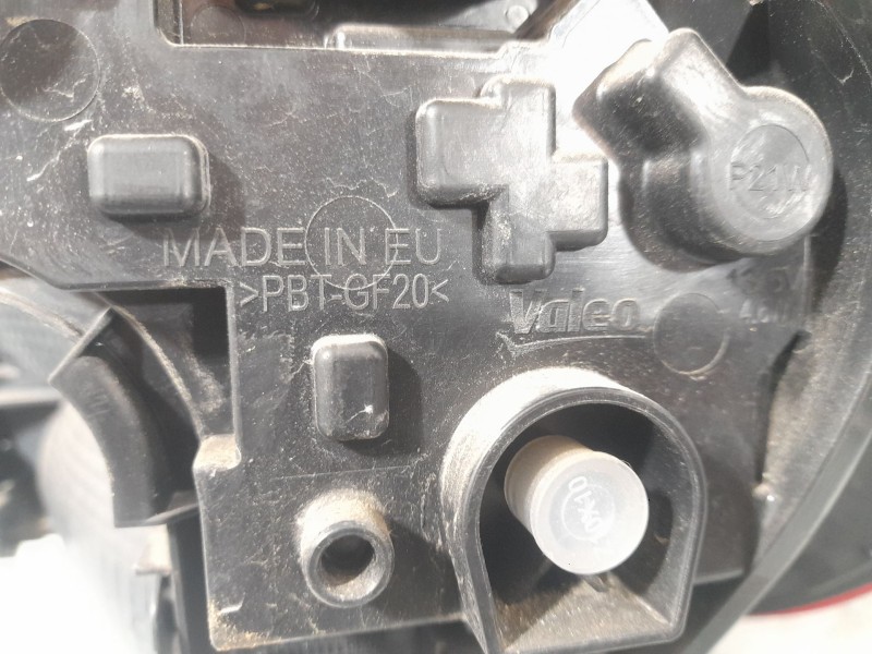 Recambio de piloto trasero izquierdo para bmw serie 1 lim. (f20) 114 d referencia OEM IAM 63217241541 90006976 VALEO