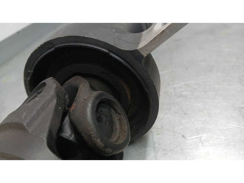 Recambio de transmision central para bmw x5 (f15) xdrive 40d referencia OEM IAM 26107589129 TRASERA 