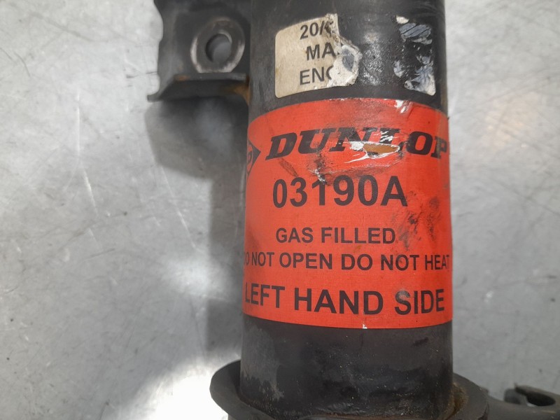 Recambio de amortiguador delantero izquierdo para land rover range rover (lm) v8 td vogue referencia OEM IAM 03190A  SUSPENSION 