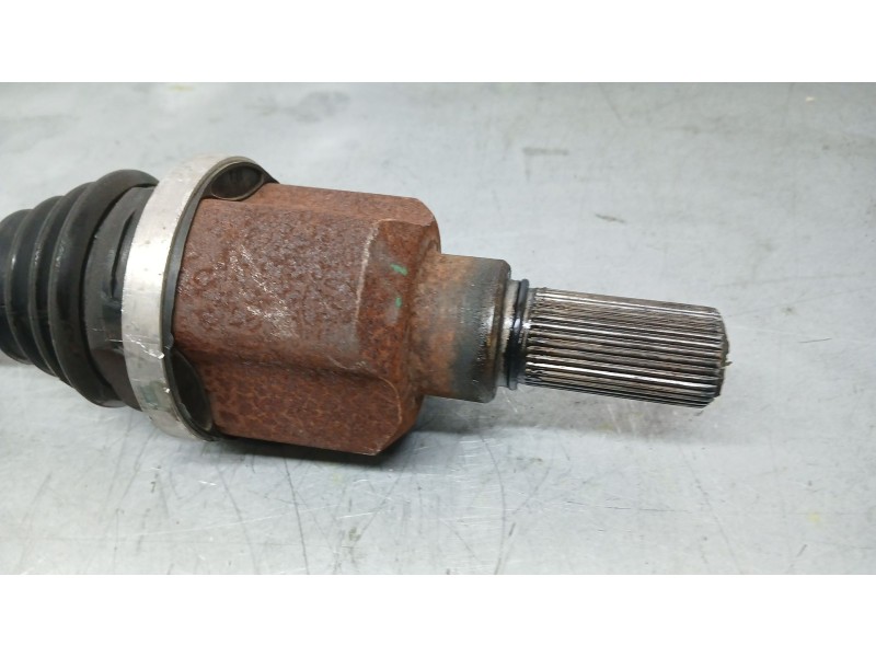 Recambio de transmision delantera izquierda para peugeot 308 allure referencia OEM IAM 9677914480  