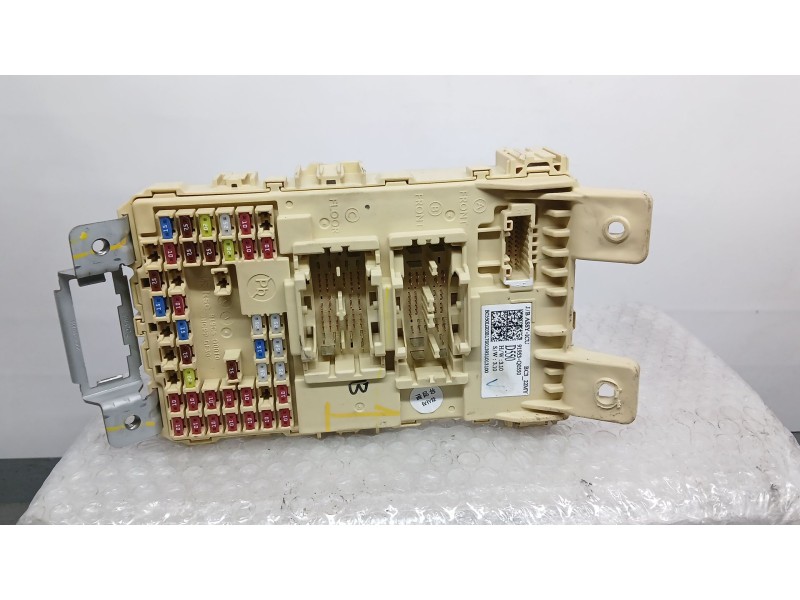 Recambio de caja reles / fusibles para hyundai i20 klass referencia OEM IAM   