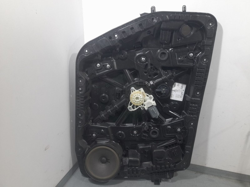 Recambio de elevalunas delantero izquierdo para mercedes-benz clase b (247) b180 referencia OEM IAM A1775409410 MONTADO EN PUERT