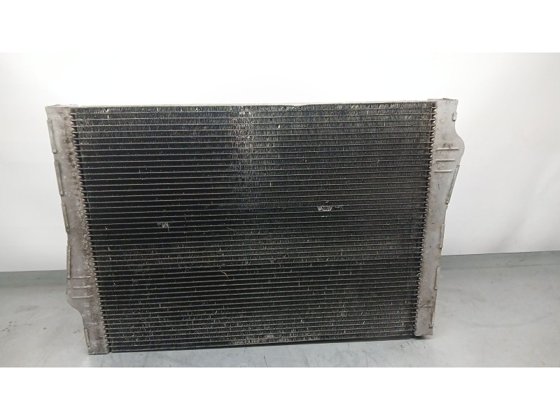 Recambio de radiador agua para bmw x5 (e70) 3.0 d referencia OEM IAM 17117533472 BEHR 