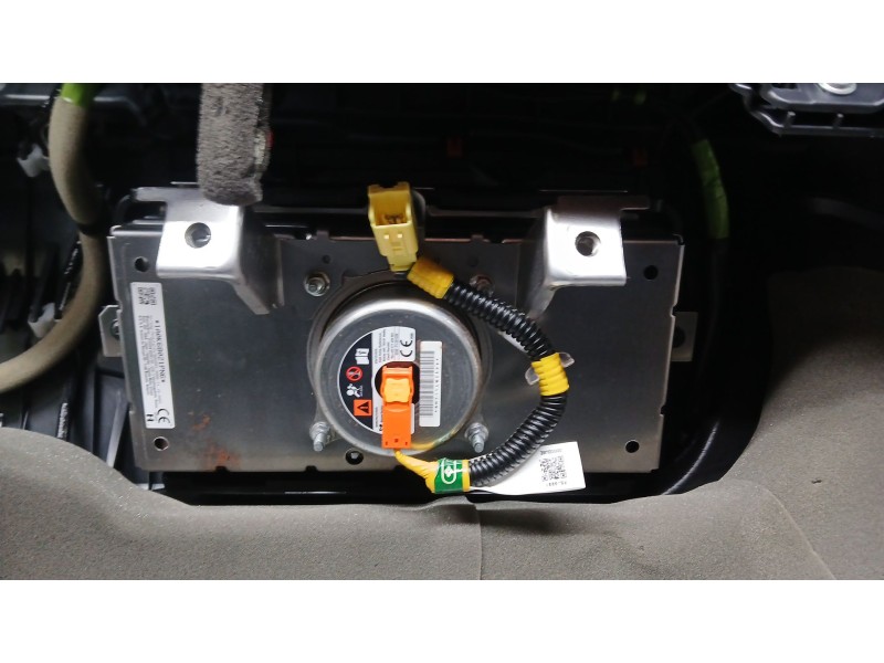 Recambio de kit airbag para toyota rav4 hybrid 4x2 advance referencia OEM IAM 4513012E40C0 C/ SALPICADERO Y PRETENSORES Y AIRBAG