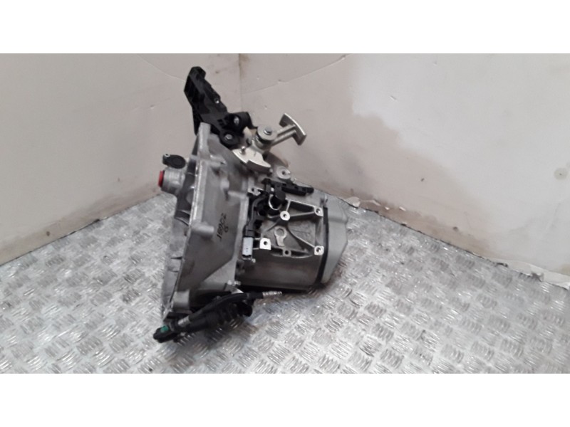 Recambio de caja cambios para opel corsa f edition referencia OEM IAM 20A707 5VELOCIDADES 1640071080