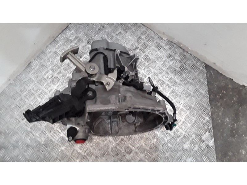 Recambio de caja cambios para opel corsa f edition referencia OEM IAM 20A707 5VELOCIDADES 1640071080