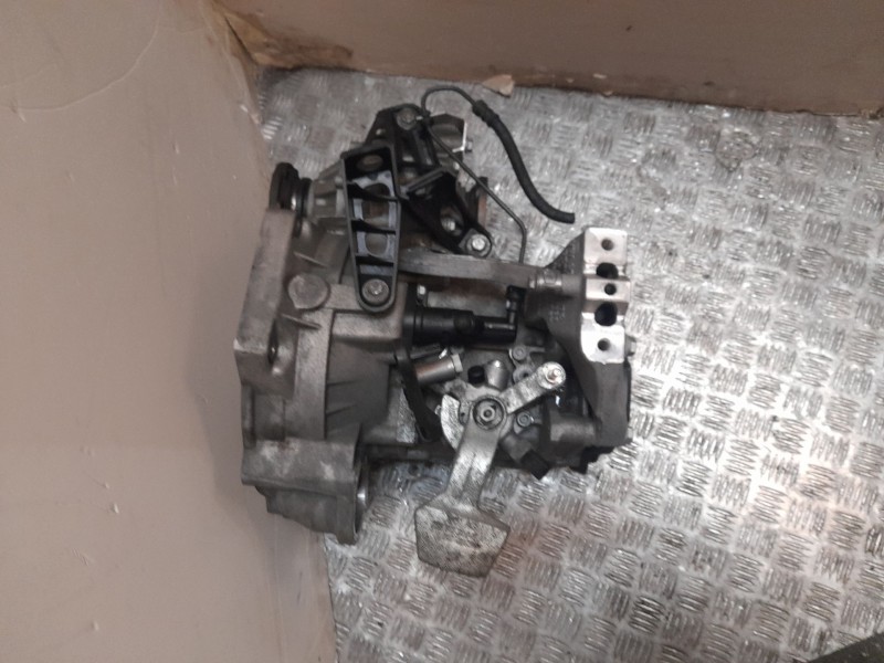 Recambio de caja cambios para volkswagen golf vi (5k1) 1.6 tdi referencia OEM IAM LHW28091 5VELOCIDADES 374972