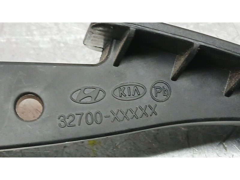 Recambio de potenciometro pedal para hyundai kona klass hybrid 2wd referencia OEM IAM 32700H8300  