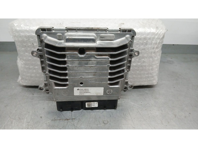 Recambio de centralita motor uce para hyundai kona klass hybrid 2wd referencia OEM IAM   