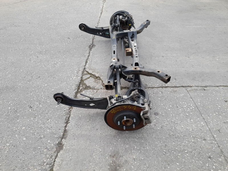 Recambio de puente trasero para hyundai kona klass hybrid 2wd referencia OEM IAM 55405CM000  DISCO