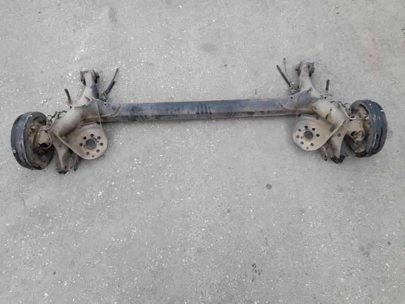 Recambio de puente trasero para mitsubishi space star (a00) kaiteki referencia OEM IAM 4120A150  TAMBOR , 4 TORNILLOS , C/ ABS