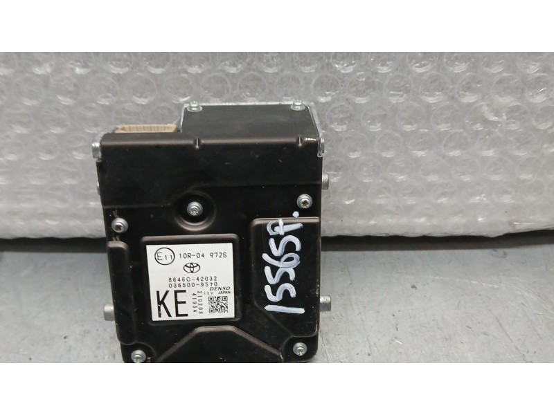 Recambio de camara para toyota rav4 hybrid 4x2 advance referencia OEM IAM 8646C42032 DENSO 0365009510