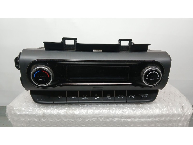 Recambio de mando climatizador para hyundai kona klass hybrid 2wd referencia OEM IAM 97250CMAD0 ROZADO C200388820