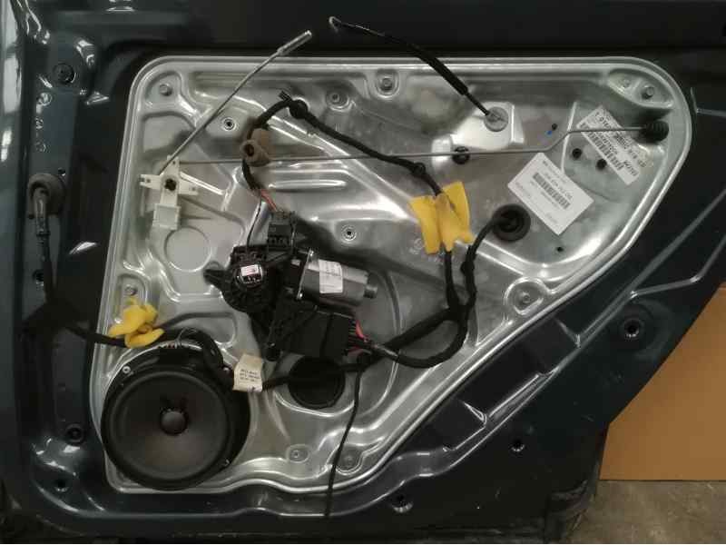 Recambio de elevalunas trasero derecho para skoda superb (3u4) elegance referencia OEM IAM 3U0959812  ELECTRICO