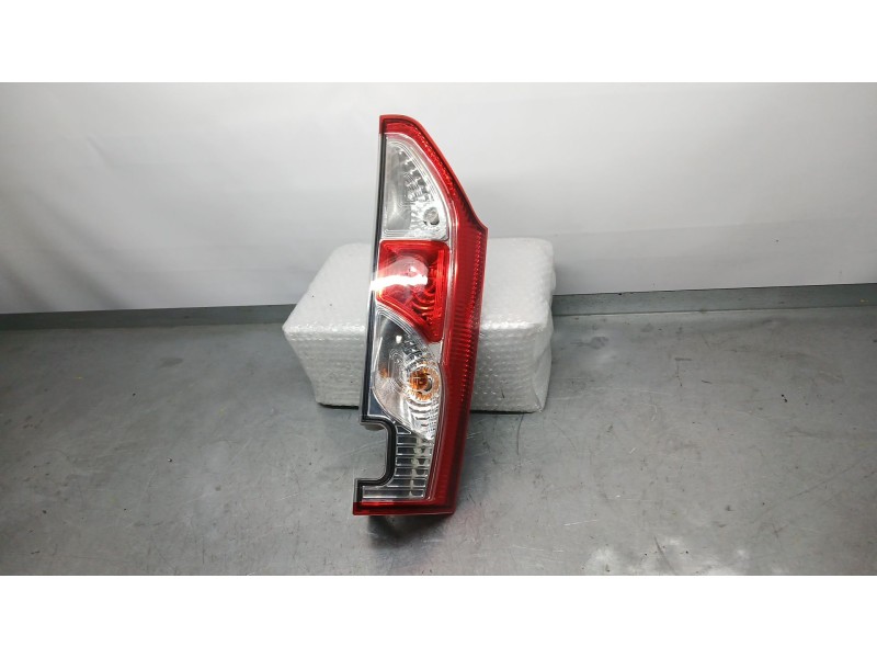 Recambio de piloto trasero izquierdo para nissan nv250 furgoneta (x61) dci 80 referencia OEM IAM 265559212R  