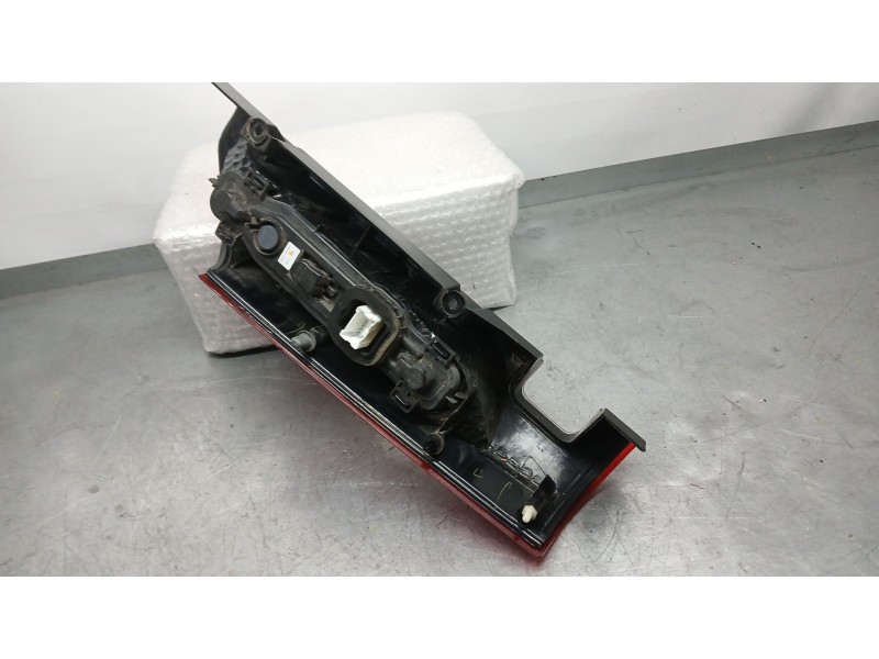 Recambio de piloto trasero izquierdo para nissan nv250 furgoneta (x61) dci 80 referencia OEM IAM 265559212R  