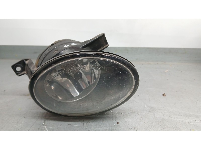 Recambio de faro antiniebla derecho para volkswagen golf vi (5k1) 1.6 tdi referencia OEM IAM 5K0941700 HELLA 00995402