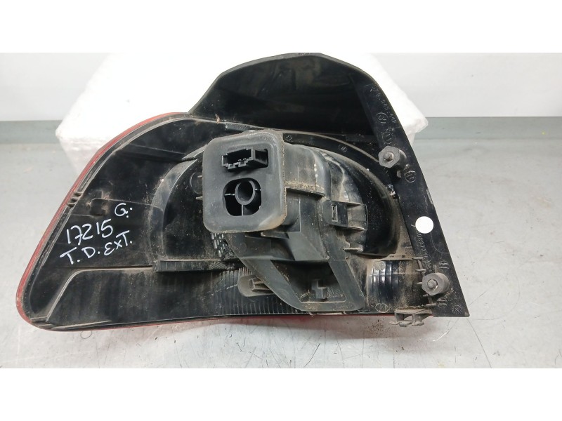 Recambio de piloto trasero derecho exterior para volkswagen golf vi (5k1) 1.6 tdi referencia OEM IAM 5K0945096E VALEO 89500509