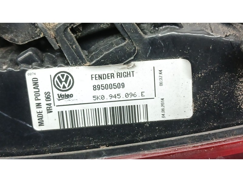 Recambio de piloto trasero derecho exterior para volkswagen golf vi (5k1) 1.6 tdi referencia OEM IAM 5K0945096E VALEO 89500509