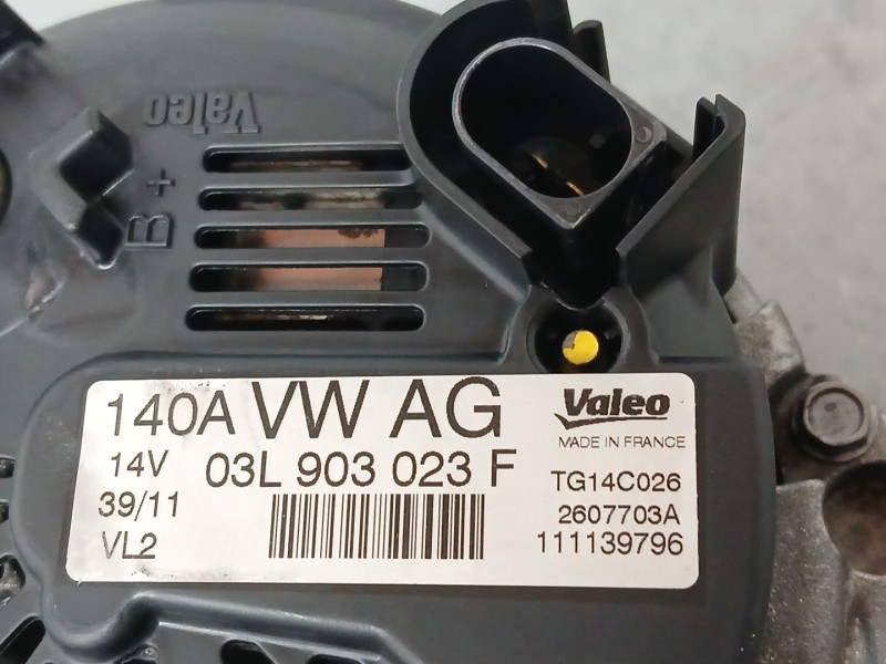 Recambio de alternador para volkswagen golf vi (5k1) 1.6 tdi referencia OEM IAM 03L903023F VALEO TG14C026