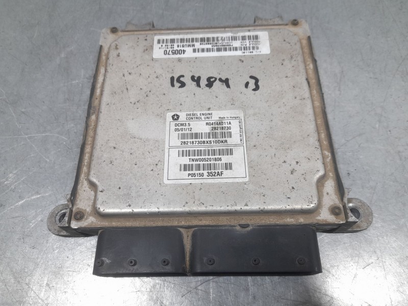 Recambio de centralita motor uce para jeep compass limited 4x2 referencia OEM IAM P05150352AF  