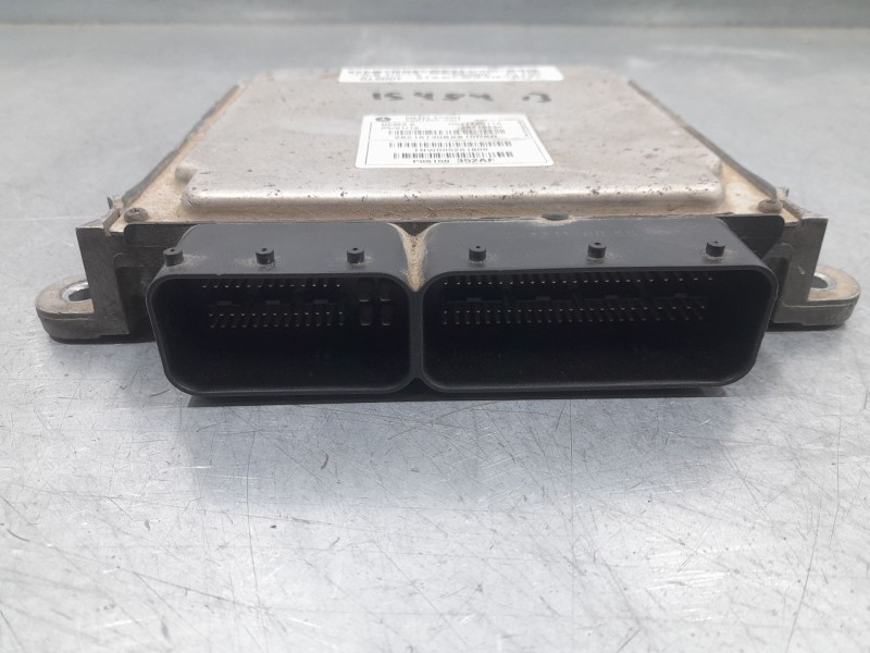 Recambio de centralita motor uce para jeep compass limited 4x2 referencia OEM IAM P05150352AF  