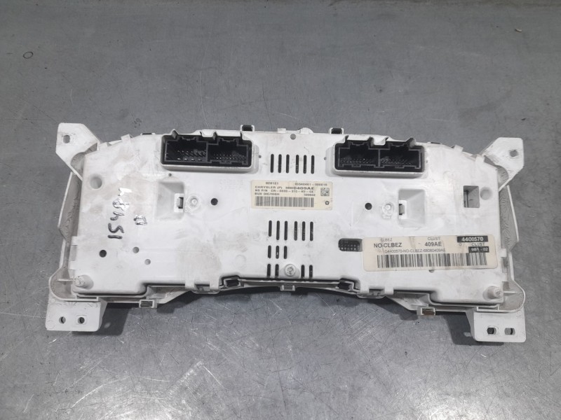 Recambio de cuadro instrumentos para jeep compass limited 4x2 referencia OEM IAM 68080406AE  