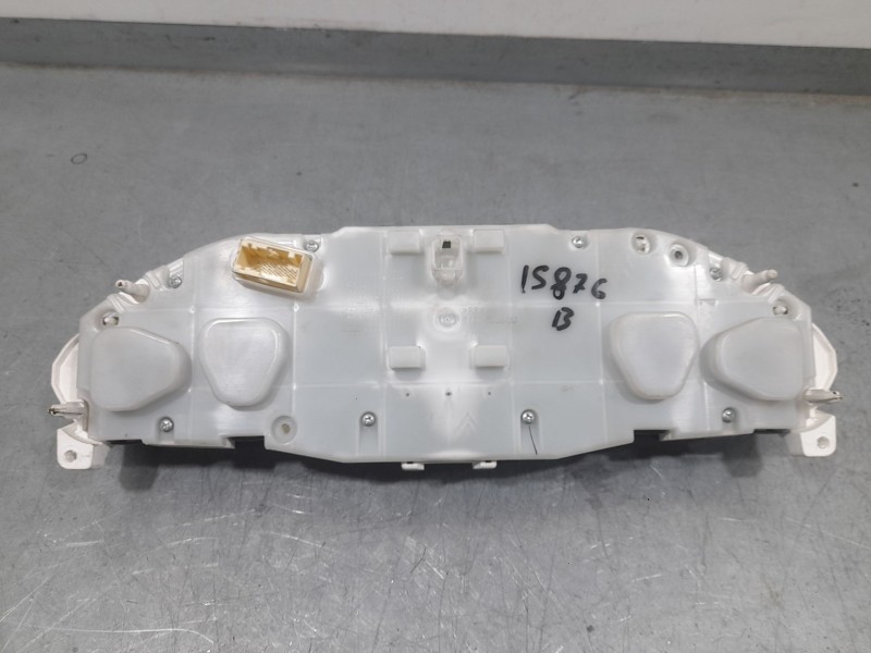 Recambio de cuadro instrumentos para peugeot 2008 (--.2013) style referencia OEM IAM 9813848980  